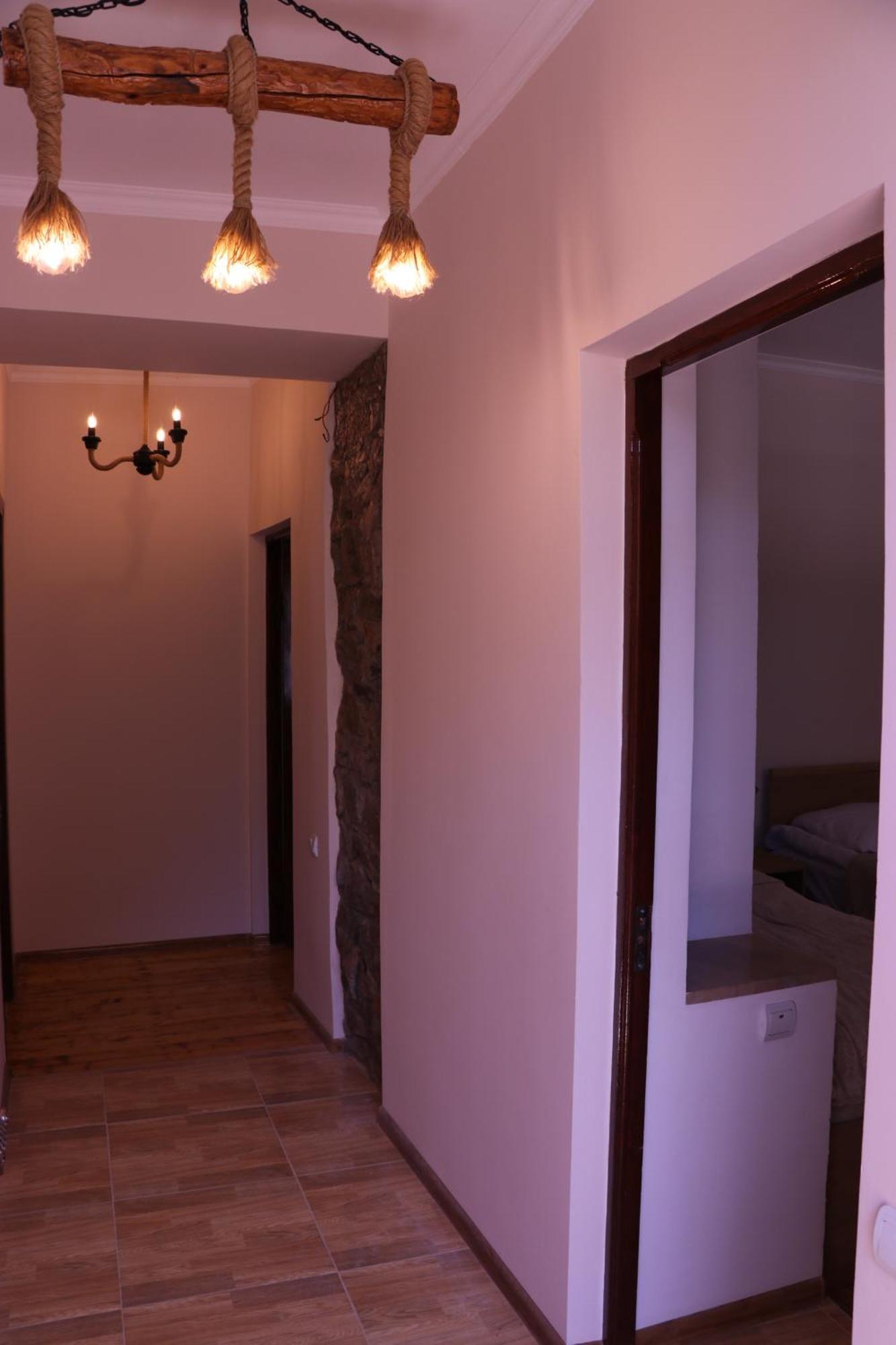 Legend Guest House Yekhegis المظهر الخارجي الصورة