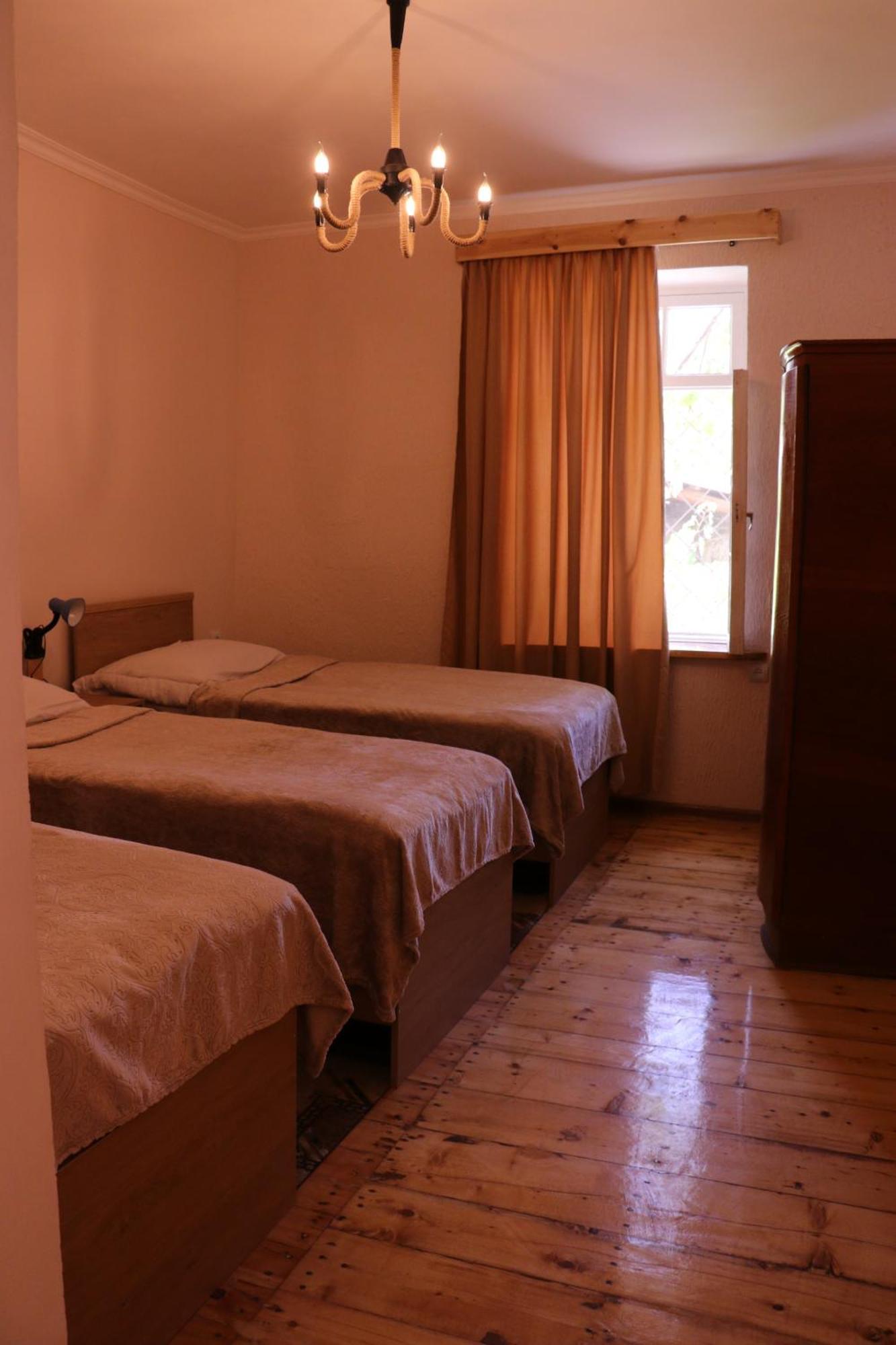 Legend Guest House Yekhegis المظهر الخارجي الصورة