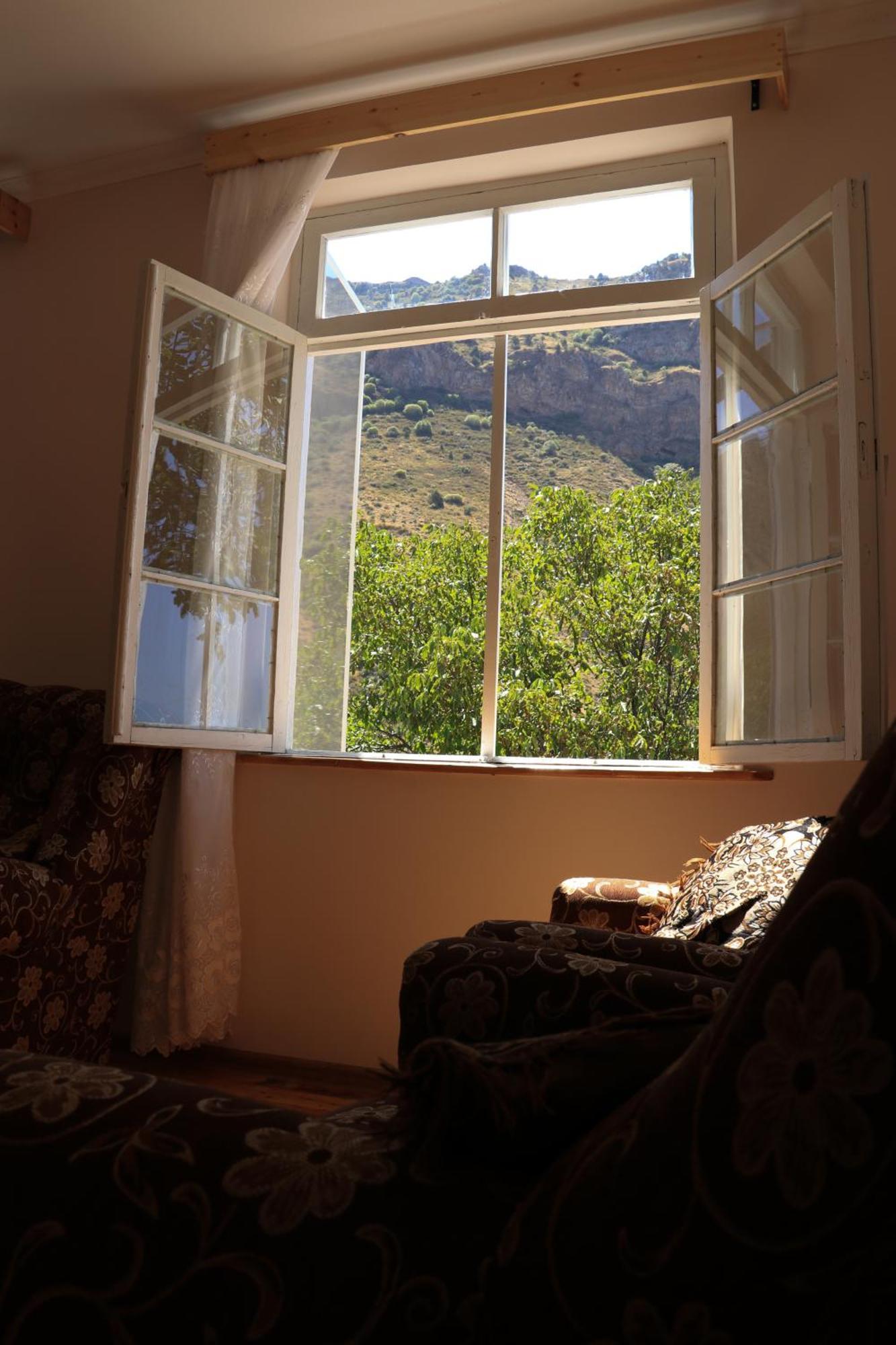 Legend Guest House Yekhegis المظهر الخارجي الصورة