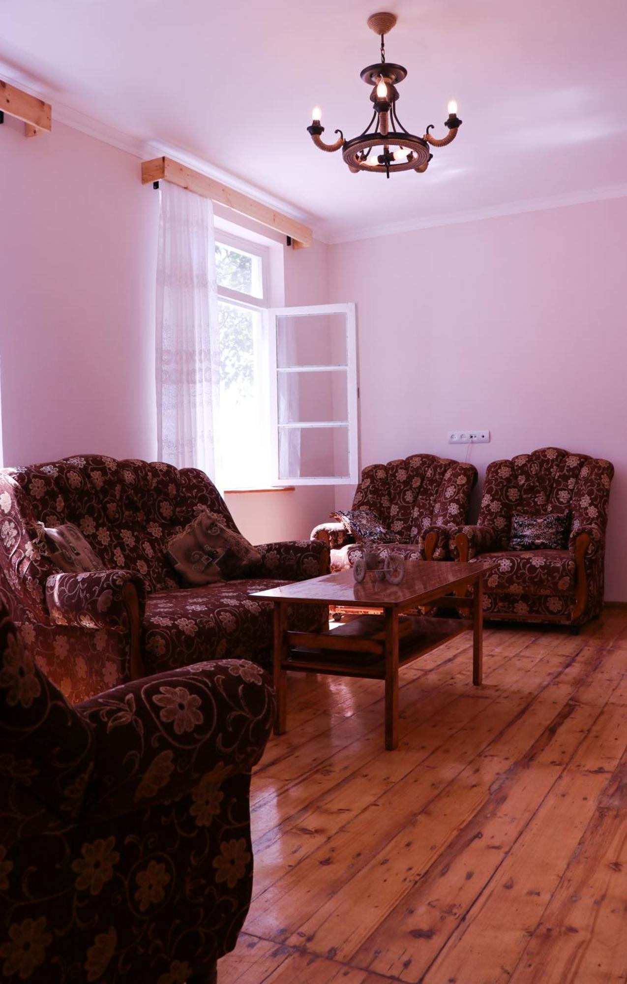 Legend Guest House Yekhegis المظهر الخارجي الصورة