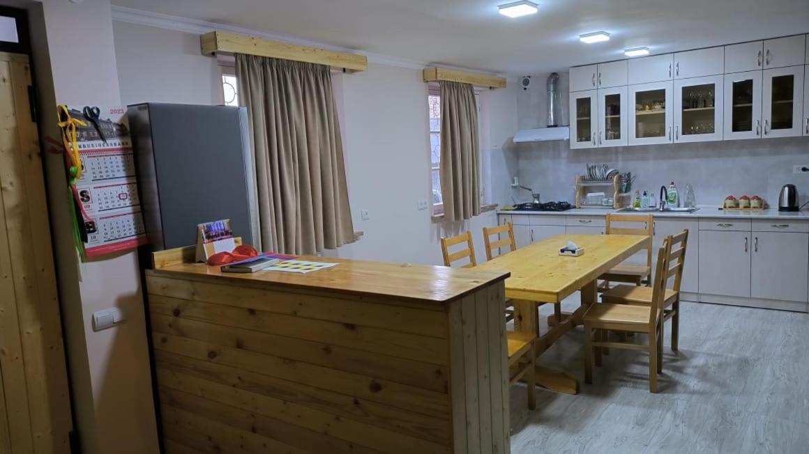 Legend Guest House Yekhegis المظهر الخارجي الصورة